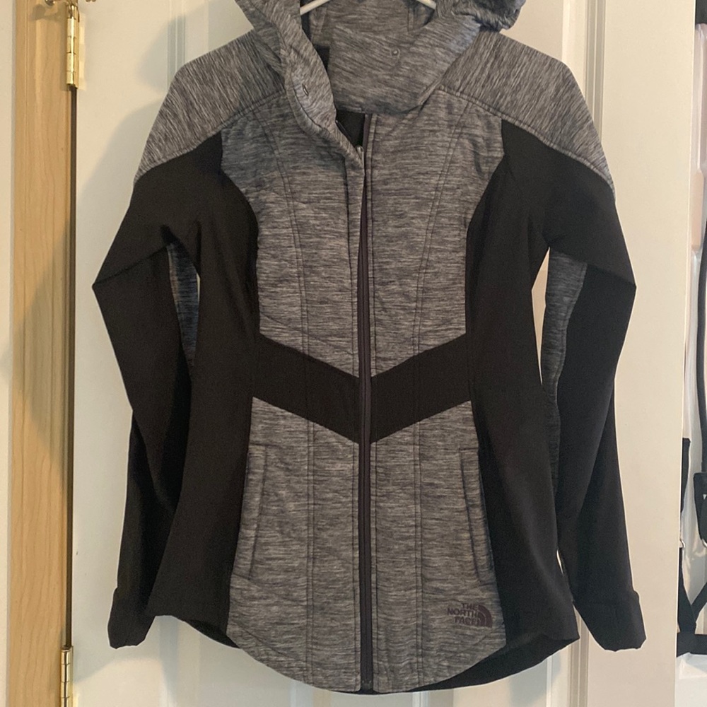 Euc North Face Coat - image 1